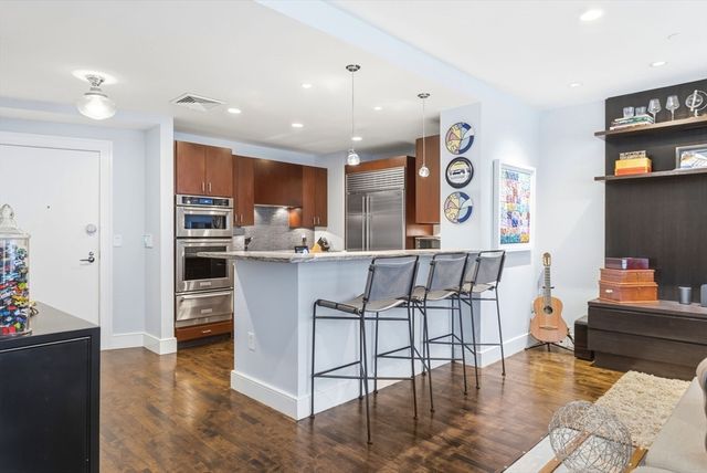1280 Washington Street 202, Boston, MA 02118