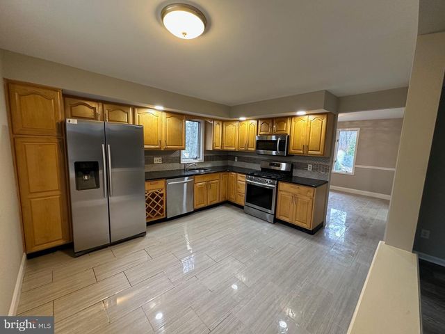 26 SHERRI WAY, Clementon, NJ 08021