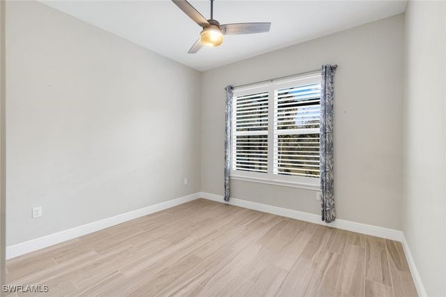 3837 Helmsman DR, Naples, FL 34120