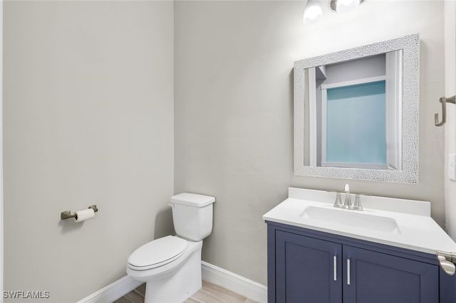 3837 Helmsman DR, Naples, FL 34120