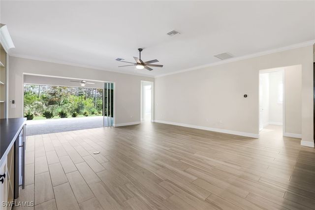 3837 Helmsman DR, Naples, FL 34120