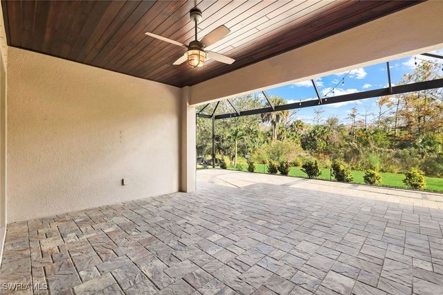 3837 Helmsman DR, Naples, FL 34120