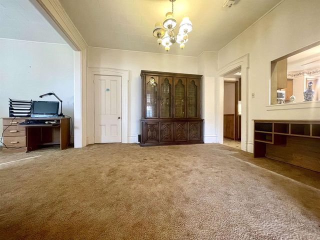 208 N CAPRON STREET, Berlin, WI 54923