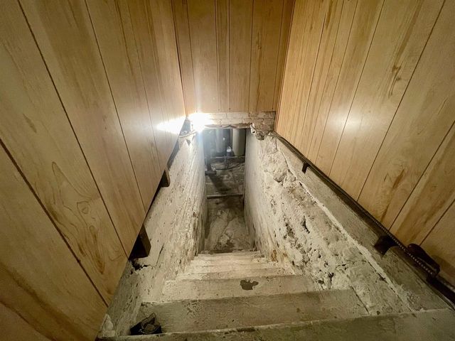 208 N CAPRON STREET, Berlin, WI 54923