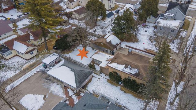 208 N CAPRON STREET, Berlin, WI 54923