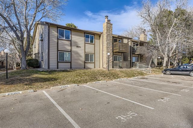 1870 S Pitkin Circle B, Aurora, CO 80017