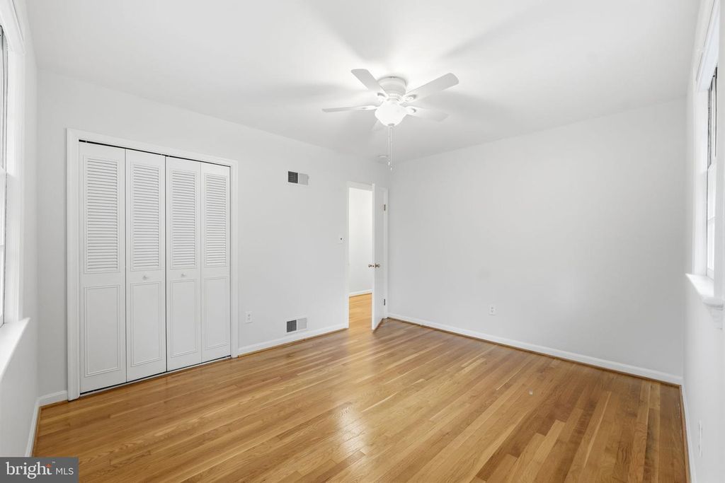 Image 21 of property listing at 12516 DAVAN DR, Silver Spring, MD 20904