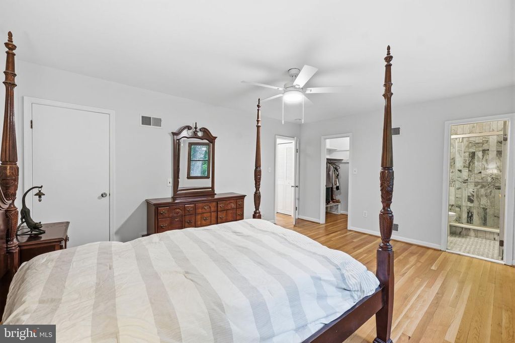 Image 28 of property listing at 12516 DAVAN DR, Silver Spring, MD 20904