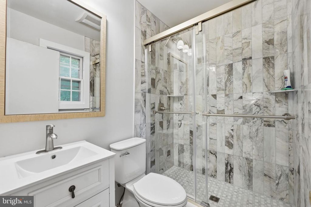 Image 29 of property listing at 12516 DAVAN DR, Silver Spring, MD 20904