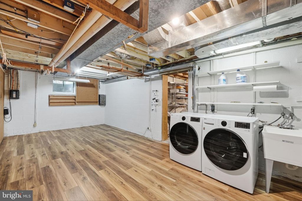 Image 37 of property listing at 12516 DAVAN DR, Silver Spring, MD 20904