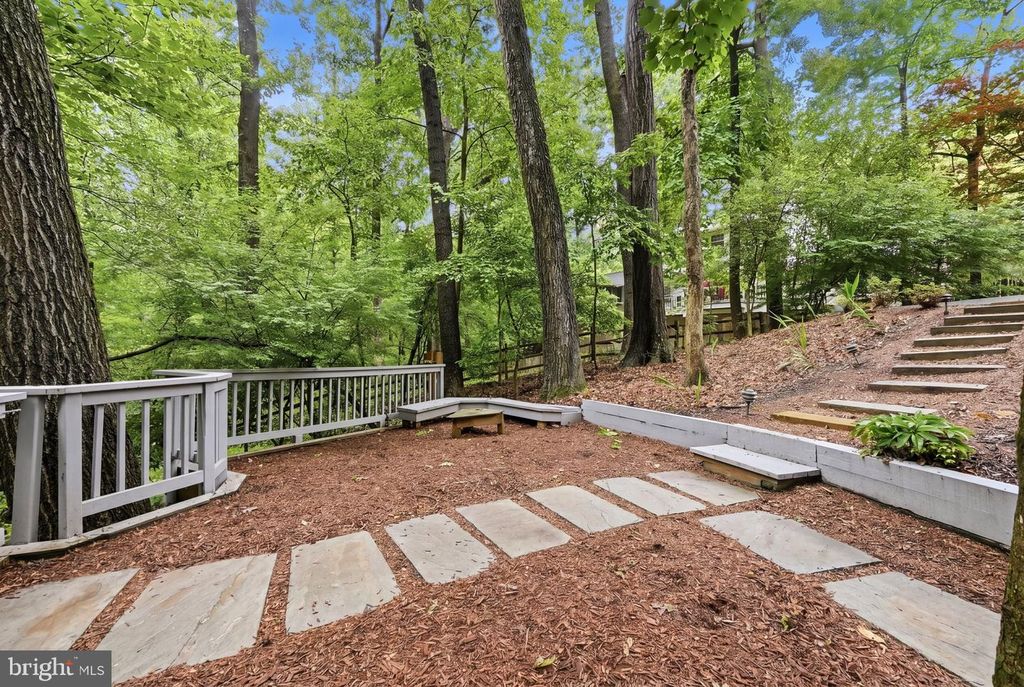 Image 46 of property listing at 12516 DAVAN DR, Silver Spring, MD 20904