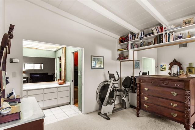 2921 WOOD STREET, Sarasota, FL 34237