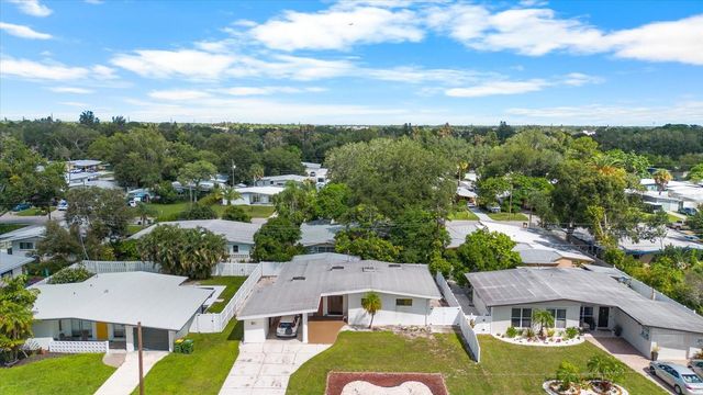 2921 WOOD STREET, Sarasota, FL 34237