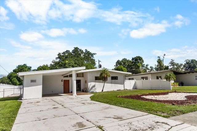 2921 WOOD STREET, Sarasota, FL 34237