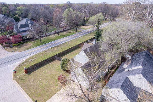 10018 S Maplewood Avenue, Tulsa, OK 74137