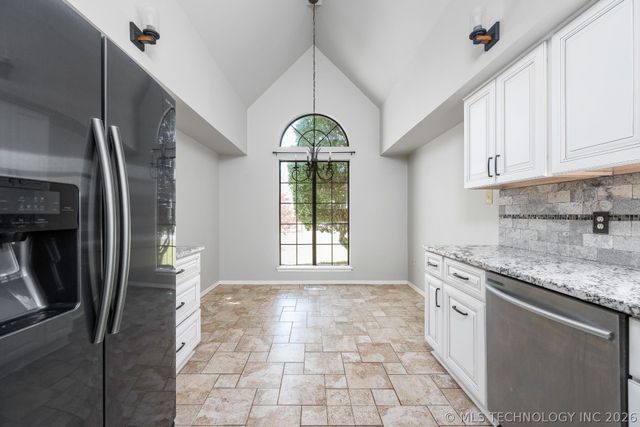 10018 S Maplewood Avenue, Tulsa, OK 74137