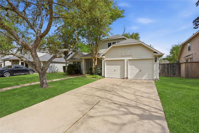 8523 Evening Light Drive, Sugar Land, TX 77479