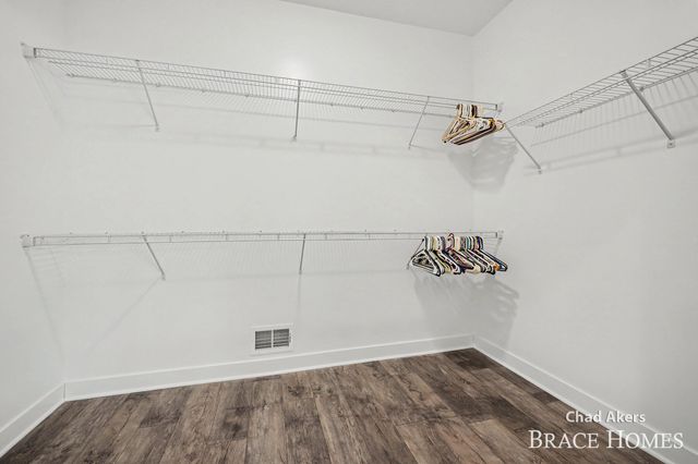 237 Hazelnut Drive, Coopersville, MI 49404