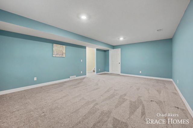 237 Hazelnut Drive, Coopersville, MI 49404