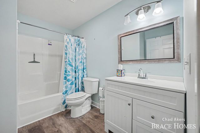 237 Hazelnut Drive, Coopersville, MI 49404