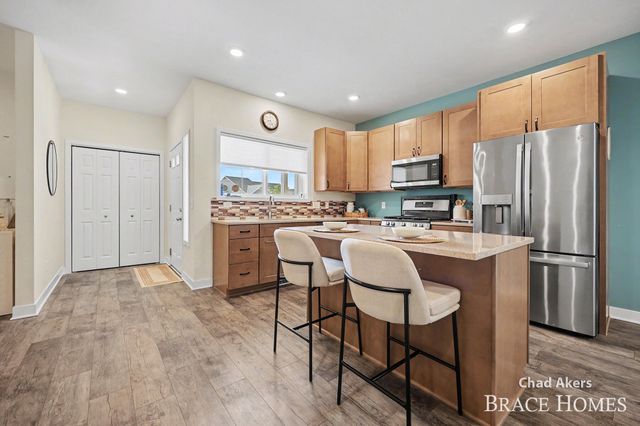 237 Hazelnut Drive, Coopersville, MI 49404