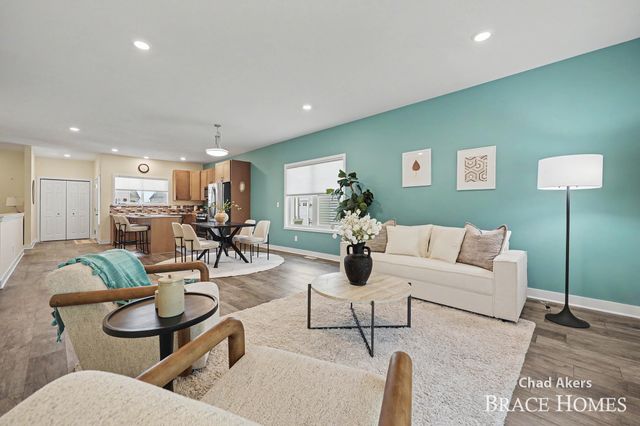 237 Hazelnut Drive, Coopersville, MI 49404