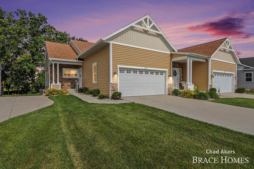 237 Hazelnut Drive, Coopersville, MI 49404