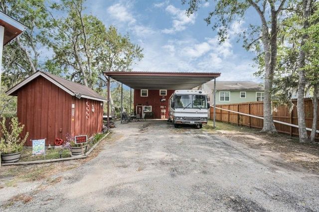 6842 County Road 659, Brazoria, TX 77422