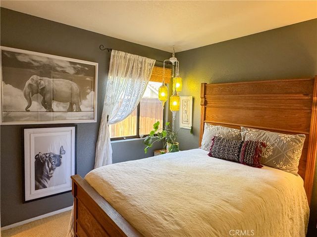 613 Berwick Street, Bakersfield, CA 93311
