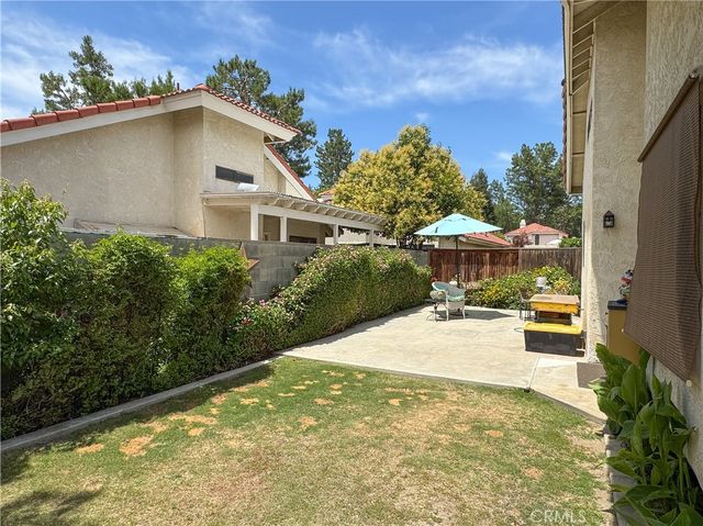 613 Berwick Street, Bakersfield, CA 93311