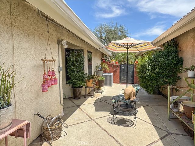 613 Berwick Street, Bakersfield, CA 93311