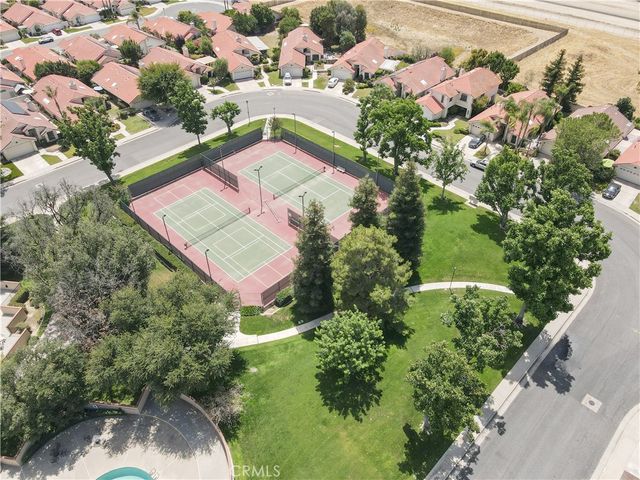 613 Berwick Street, Bakersfield, CA 93311