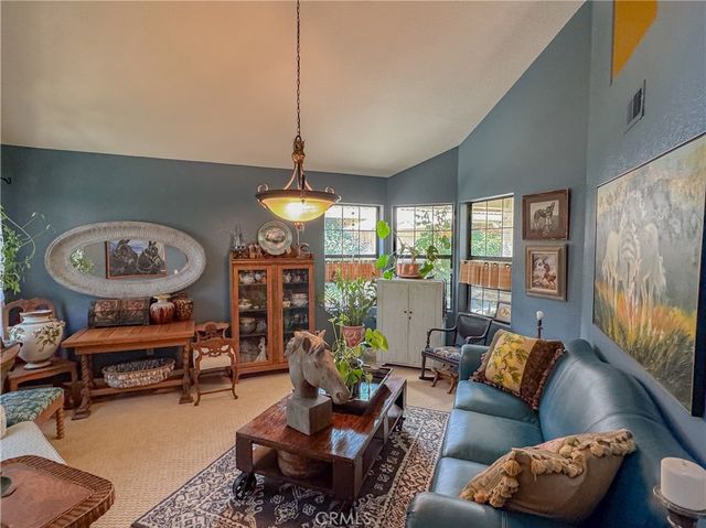 613 Berwick Street, Bakersfield, CA 93311