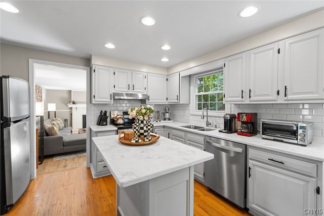 4847 Glinden Lane, Onondaga, NY 13215