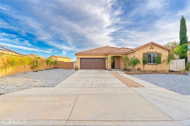 1544 Atlas Peak, San Jacinto, CA 92582