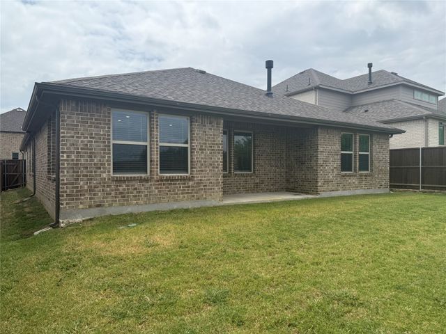 1004 Copper Smith Way, Forney, TX 75126