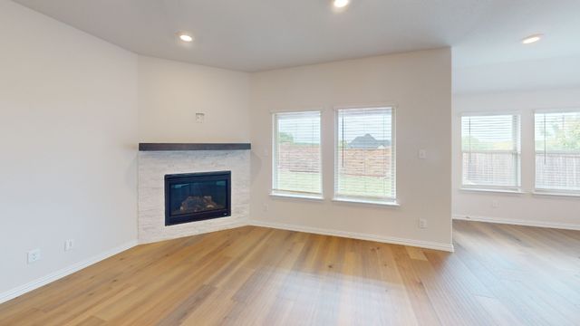 1004 Copper Smith Way, Forney, TX 75126
