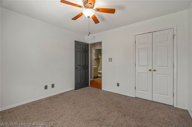 1711 Somerset Way, Van Buren, AR 72956