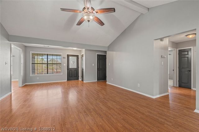 1711 Somerset Way, Van Buren, AR 72956