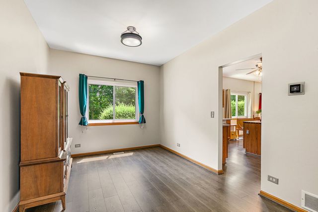 3880 Peartree Drive, Lake In The Hills, IL 60156