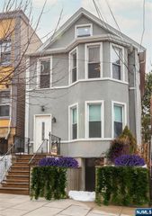 623 38th Street, Union City, NJ 07087