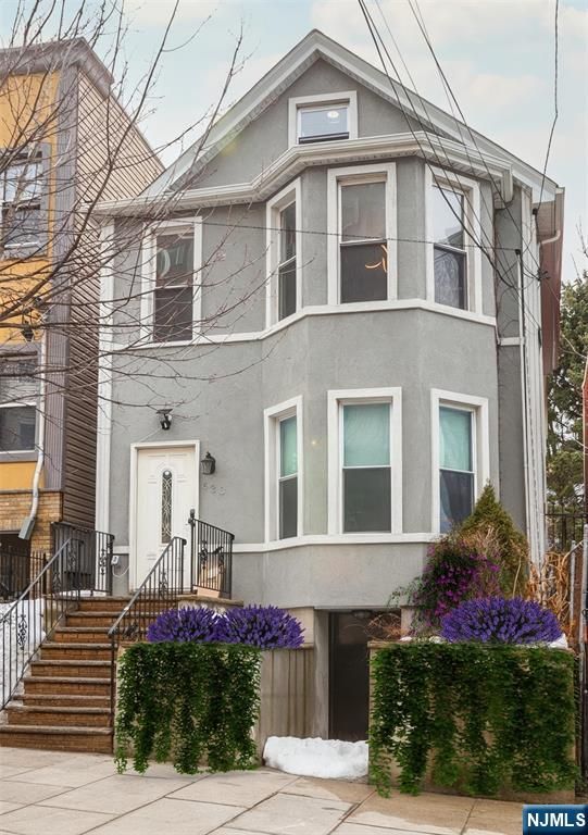 623 38th Street, Union City, NJ 07087