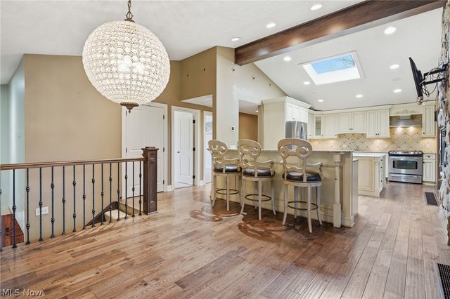 9715 Stafford Road, Chagrin Falls, OH 44023