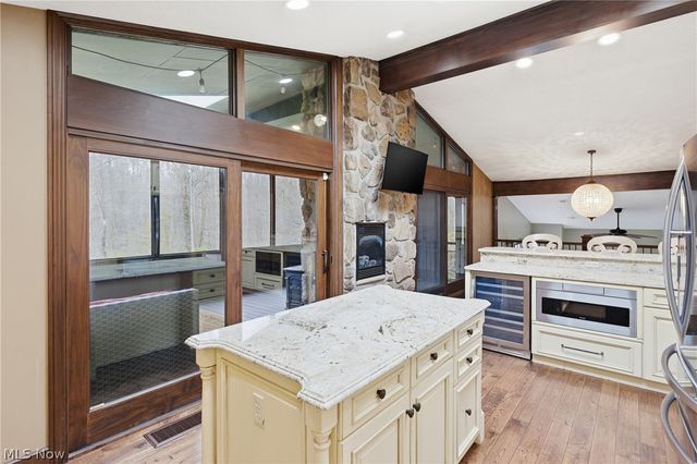 9715 Stafford Road, Chagrin Falls, OH 44023