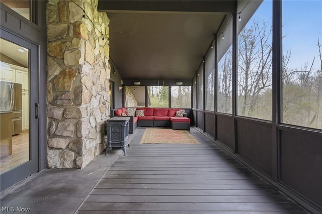 9715 Stafford Road, Chagrin Falls, OH 44023