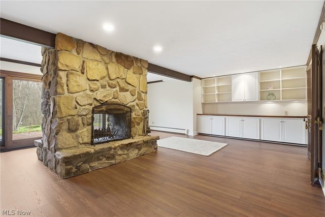 9715 Stafford Road, Chagrin Falls, OH 44023