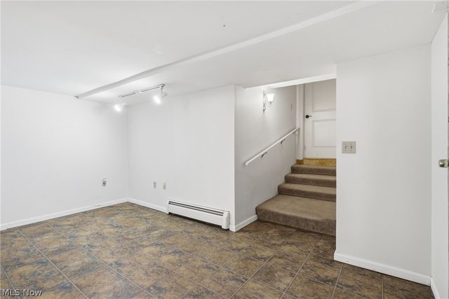 9715 Stafford Road, Chagrin Falls, OH 44023