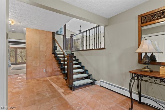 9715 Stafford Road, Chagrin Falls, OH 44023
