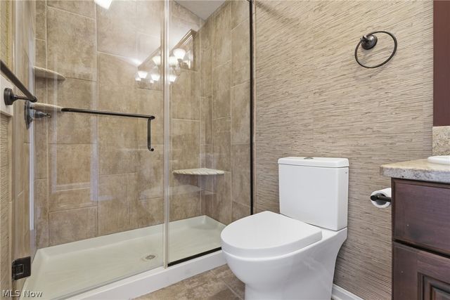 9715 Stafford Road, Chagrin Falls, OH 44023