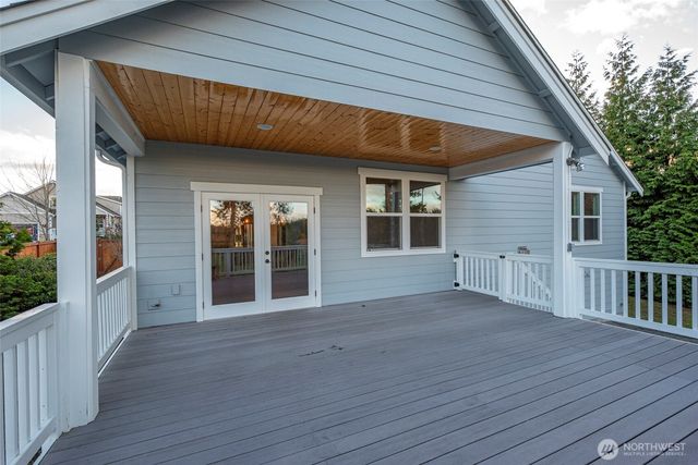 3008 SW Fairway Point Drive, Oak Harbor, WA 98277